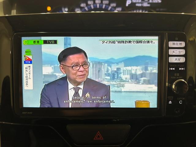 タント カスタムＸ　ＳＡ　バックカメラ　両側スライド・片側電動　ナビ　ＴＶ　衝突被害軽減システム　オートライト　ＬＥＤヘッドランプ　スマートキー　アイドリングストップ　電動格納ミラー　ベンチシート　ＣＶＴ　エアバッグ（7枚目）