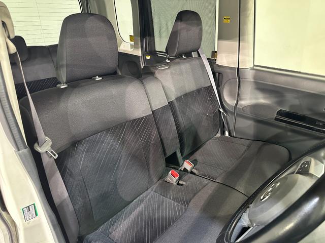 タント カスタムＸ　ＳＡ　バックカメラ　両側スライド・片側電動　ナビ　ＴＶ　衝突被害軽減システム　オートライト　ＬＥＤヘッドランプ　スマートキー　アイドリングストップ　電動格納ミラー　ベンチシート　ＣＶＴ　エアバッグ（32枚目）