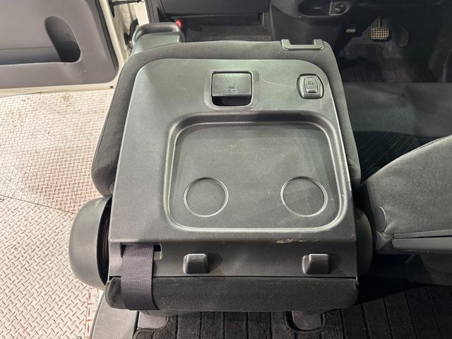 タント カスタムＸ　ＳＡ　バックカメラ　両側スライド・片側電動　ナビ　ＴＶ　衝突被害軽減システム　オートライト　ＬＥＤヘッドランプ　スマートキー　アイドリングストップ　電動格納ミラー　ベンチシート　ＣＶＴ　エアバッグ（42枚目）