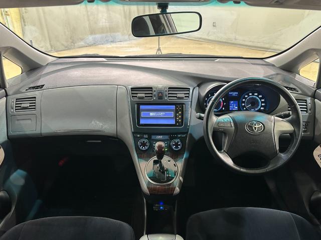 マークＸジオ ２４０　ナビ　ＥＴＣ　バックカメラ　ＴＶ　オートライト　スマートキー　電動格納ミラー　３列シート　ＣＶＴ　ＣＤ　ミュージックプレイヤー接続可　盗難防止システム　衝突安全ボディ　ＡＢＳ　ＥＳＣ　エアコン（5枚目）