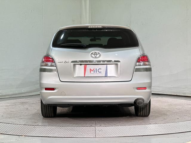 マークＸジオ ２４０　ナビ　ＥＴＣ　バックカメラ　ＴＶ　オートライト　スマートキー　電動格納ミラー　３列シート　ＣＶＴ　ＣＤ　ミュージックプレイヤー接続可　盗難防止システム　衝突安全ボディ　ＡＢＳ　ＥＳＣ　エアコン（18枚目）