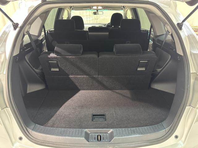 マークＸジオ ２４０　ナビ　ＥＴＣ　バックカメラ　ＴＶ　オートライト　スマートキー　電動格納ミラー　３列シート　ＣＶＴ　ＣＤ　ミュージックプレイヤー接続可　盗難防止システム　衝突安全ボディ　ＡＢＳ　ＥＳＣ　エアコン（20枚目）