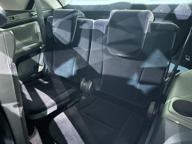マークＸジオ ２４０　ナビ　ＥＴＣ　バックカメラ　ＴＶ　オートライト　スマートキー　電動格納ミラー　３列シート　ＣＶＴ　ＣＤ　ミュージックプレイヤー接続可　盗難防止システム　衝突安全ボディ　ＡＢＳ　ＥＳＣ　エアコン（34枚目）