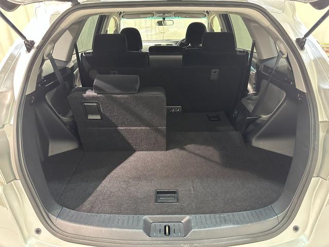 マークＸジオ ２４０　ナビ　ＥＴＣ　バックカメラ　ＴＶ　オートライト　スマートキー　電動格納ミラー　３列シート　ＣＶＴ　ＣＤ　ミュージックプレイヤー接続可　盗難防止システム　衝突安全ボディ　ＡＢＳ　ＥＳＣ　エアコン（36枚目）