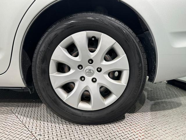 マークＸジオ ２４０　ナビ　ＥＴＣ　バックカメラ　ＴＶ　オートライト　スマートキー　電動格納ミラー　３列シート　ＣＶＴ　ＣＤ　ミュージックプレイヤー接続可　盗難防止システム　衝突安全ボディ　ＡＢＳ　ＥＳＣ　エアコン（43枚目）