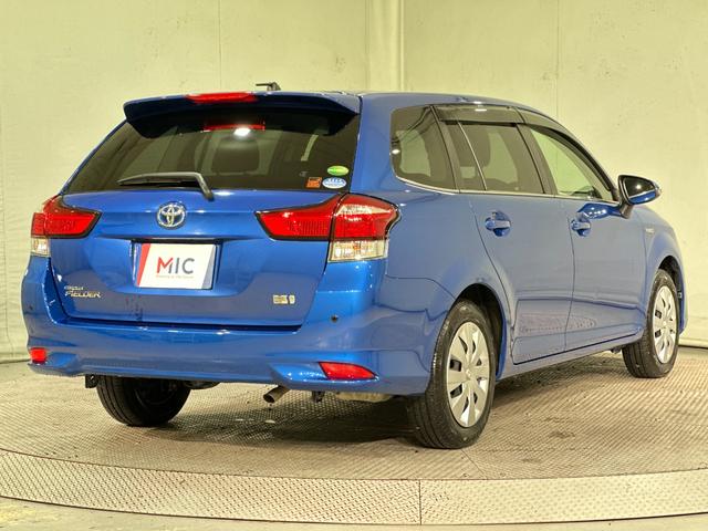 カローラフィールダー ハイブリッドＧ　ドライブレコーダー　ＥＴＣ　バックカメラ　ナビ　衝突被害軽減システム　オートマチックハイビーム　キーレスエントリー　電動格納ミラー　ＣＶＴ　衝突安全ボディ　ＡＢＳ　ＥＳＣ　ＣＤ　パワーウインドウ（17枚目）