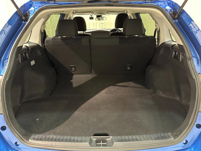 カローラフィールダー ハイブリッドＧ　ドライブレコーダー　ＥＴＣ　バックカメラ　ナビ　衝突被害軽減システム　オートマチックハイビーム　キーレスエントリー　電動格納ミラー　ＣＶＴ　衝突安全ボディ　ＡＢＳ　ＥＳＣ　ＣＤ　パワーウインドウ（25枚目）