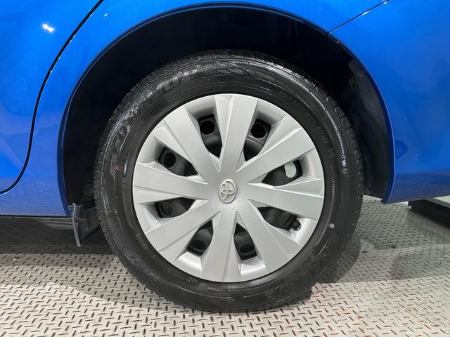 カローラフィールダー ハイブリッドＧ　ドライブレコーダー　ＥＴＣ　バックカメラ　ナビ　衝突被害軽減システム　オートマチックハイビーム　キーレスエントリー　電動格納ミラー　ＣＶＴ　衝突安全ボディ　ＡＢＳ　ＥＳＣ　ＣＤ　パワーウインドウ（43枚目）