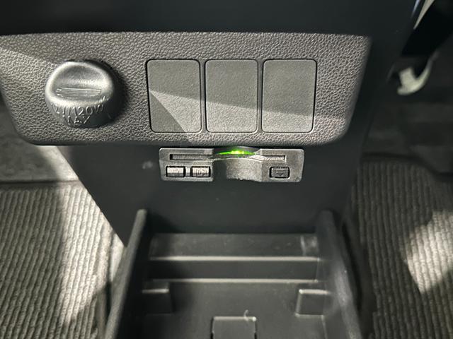 ミライース Ｘ　ＳＡＩＩＩ　ドライブレコーダー　ＥＴＣ　バックカメラ　ナビ　ＴＶ　クリアランスソナー　衝突被害軽減システム　オートマチックハイビーム　ＬＥＤヘッドランプ　キーレスエントリー　アイドリングストップ　電動格納ミラー（7枚目）