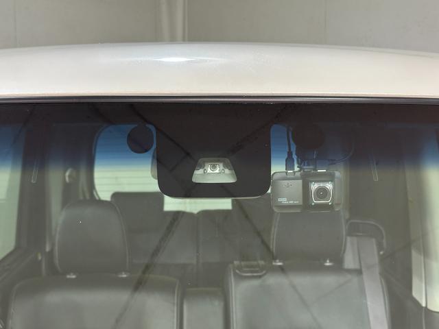 タント カスタムＲＳ　トップエディションＳＡＩＩ　ドライブレコーダー　ＥＴＣ　バックカメラ　両側電動スライドドア　ナビ　ＴＶ　衝突被害軽減システム　オートライト　ＬＥＤヘッドランプ　スマートキー　アイドリングストップ　ターボ　Ｂｌｕｅｔｏｏｔｈ（24枚目）