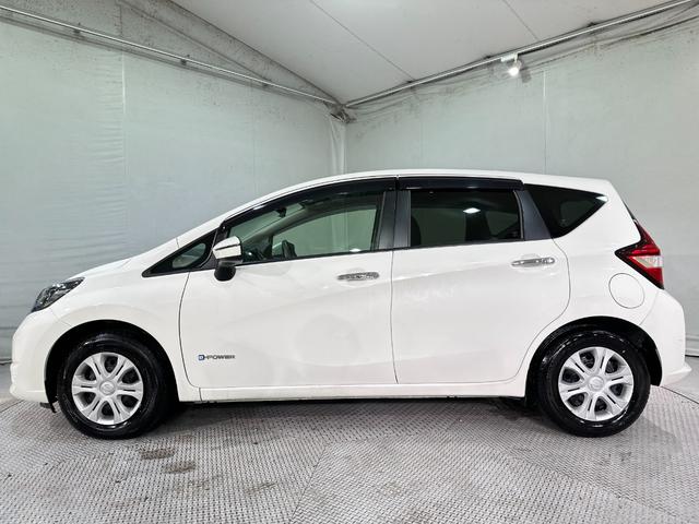 ノート ｅ－パワー　Ｂ　ＥＴＣ　ナビ　クリアランスソナー　衝突被害軽減システム　オートライト　スマートキー　電動格納ミラー　衝突安全ボディ　ＡＢＳ　ＥＳＣ　パワーウインドウ　パワーステアリング　エアバッグ　Ｂｌｕｅｔｏｏｔｈ（23枚目）