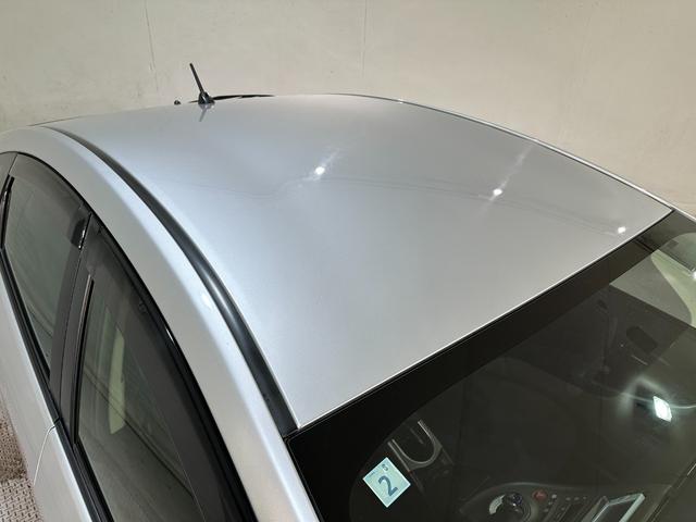 プリウス S ETC バックカメラ ナビ TV アルミホイール オートライト HID CVT スマートキー 電動格納ミラー 盗難防止システム CD Bluetooth 衝突安全ボディ ABS ESC エアコン(39枚目)