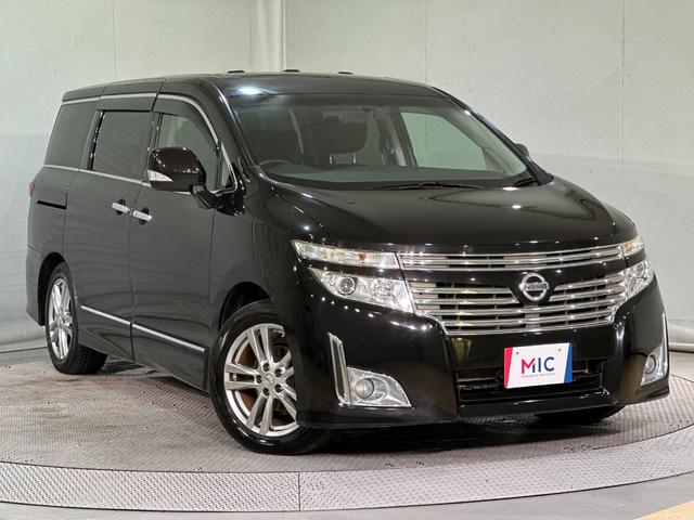 エルグランド ２５０ハイウェイスター　ハーフレザー　バックカメラ　ナビ　ＴＶ　両側電動スライドドア　オートライト　ＨＩＤ　サンルーフ　スマートキー　電動格納ミラー　３列シート　オットマン　Ｗエアコン　アルミホイール　ＣＤ　ＤＶＤ再生（15枚目）