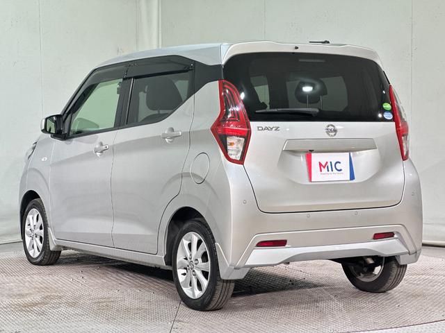 デイズ Ｘ　ドライブレコーダー　バックカメラ　衝突被害軽減システム　オートライト　スマートキー　アイドリングストップ　電動格納ミラー　ベンチシート　ＡＢＳ　ＥＳＣ　Ｂｌｕｅｔｏｏｔｈ　パワーウインドウ（19枚目）