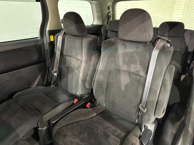 ヴェルファイア ２．４Ｚ　プラチナセレクションＩＩ　タイプゴールド　ワンオーナー　ＥＴＣ　バックカメラ　ナビ　ＴＶ　クリアランスソナー　両側電動スライドドア　オートライト　ＨＩＤ　電動リアゲート　スマートキー　電動格納ミラー　後席モニター　３列シート　オットマン（42枚目）