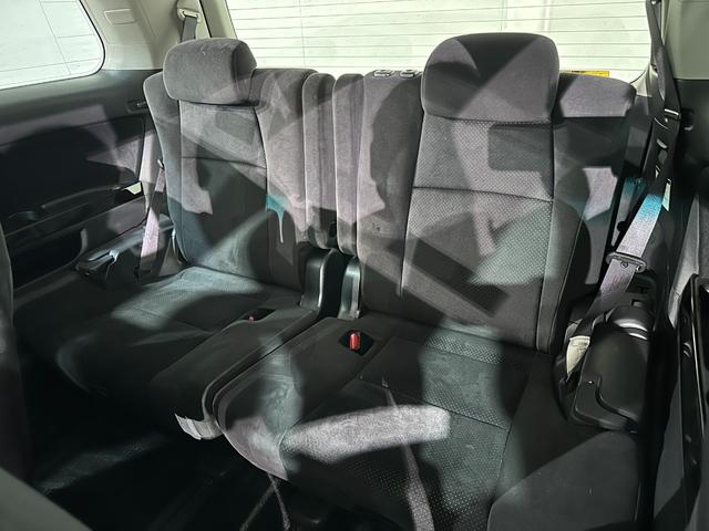 ヴェルファイア ２．４Ｚ　プラチナセレクションＩＩ　タイプゴールド　ワンオーナー　ＥＴＣ　バックカメラ　ナビ　ＴＶ　クリアランスソナー　両側電動スライドドア　オートライト　ＨＩＤ　電動リアゲート　スマートキー　電動格納ミラー　後席モニター　３列シート　オットマン（43枚目）