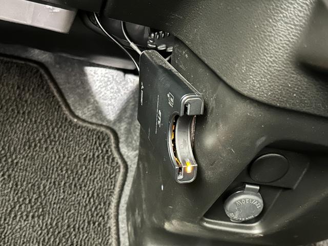 スペーシア ハイブリッドＸ　４ＷＤ　ＥＴＣ　バックカメラ　両側電動スライドドア　ナビ　クリアランスソナー　衝突被害軽減システム　オートライト　ＬＥＤヘッドランプ　スマートキー　アイドリングストップ　電動格納ミラー　シートヒーター（7枚目）