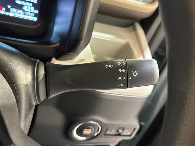 スペーシア ハイブリッドＸ　４ＷＤ　ＥＴＣ　バックカメラ　両側電動スライドドア　ナビ　クリアランスソナー　衝突被害軽減システム　オートライト　ＬＥＤヘッドランプ　スマートキー　アイドリングストップ　電動格納ミラー　シートヒーター（27枚目）