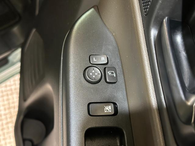 スペーシア ハイブリッドＸ　４ＷＤ　ＥＴＣ　バックカメラ　両側電動スライドドア　ナビ　クリアランスソナー　衝突被害軽減システム　オートライト　ＬＥＤヘッドランプ　スマートキー　アイドリングストップ　電動格納ミラー　シートヒーター（32枚目）