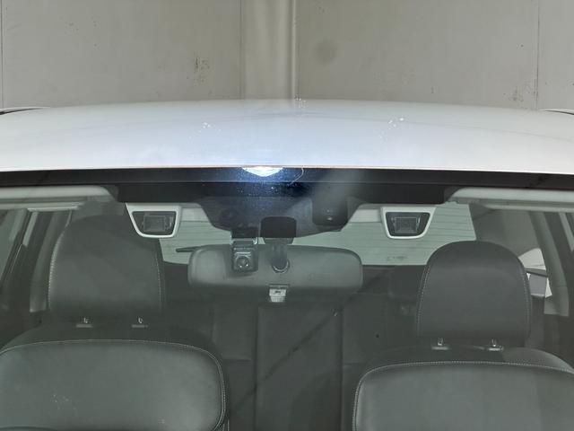 フォレスター ２．０ＸＴ　アイサイト　４ＷＤ　ドライブレコーダー　ＥＴＣ　バックカメラ　オートクルーズコントロール　レーンアシスト　パワーシート　衝突被害軽減システム　ナビ　ＴＶ　オートライト　ＨＩＤ　アルミホイール　スマートキー（24枚目）