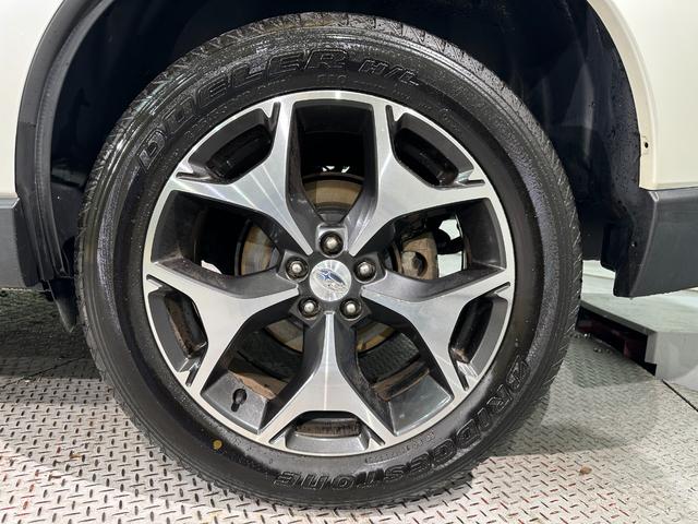 フォレスター ２．０ＸＴ　アイサイト　４ＷＤ　ドライブレコーダー　ＥＴＣ　バックカメラ　オートクルーズコントロール　レーンアシスト　パワーシート　衝突被害軽減システム　ナビ　ＴＶ　オートライト　ＨＩＤ　アルミホイール　スマートキー（50枚目）