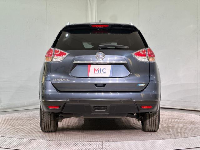 エクストレイル ２０Ｘ　エマージェンシーブレーキパッケージ　ナビ　４ＷＤ　ＥＴＣ　全周囲カメラ　衝突被害軽減システム　ナビ　ＴＶ　オートライト　アルミホイール　スマートキー　アイドリングストップ　シートヒーター　電動格納ミラー　Ｂｌｕｅｔｏｏｔｈ（17枚目）