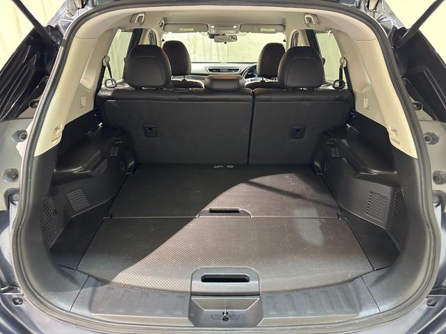 エクストレイル ２０Ｘ　エマージェンシーブレーキパッケージ　ナビ　４ＷＤ　ＥＴＣ　全周囲カメラ　衝突被害軽減システム　ナビ　ＴＶ　オートライト　アルミホイール　スマートキー　アイドリングストップ　シートヒーター　電動格納ミラー　Ｂｌｕｅｔｏｏｔｈ（19枚目）