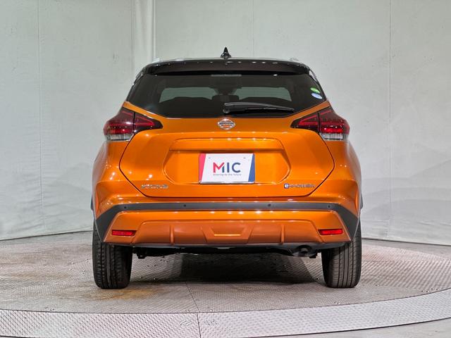 キックス Ｘ　ワンオーナー　ＥＴＣ　クリアランスソナー　レーンアシスト　衝突被害軽減システム　ナビ　ＴＶ　オートライト　ＬＥＤヘッドランプ　アルミホイール　スマートキー　エアバッグ　アダプティブクルーズコントロール（17枚目）