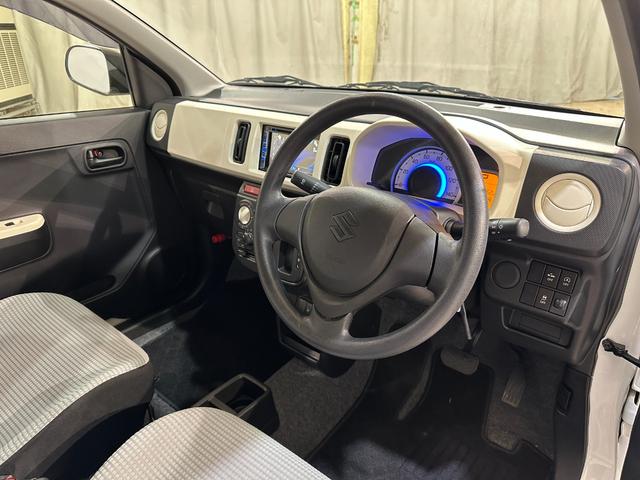 アルト Ｌ　衝突被害軽減システム　キーレスエントリー　アイドリングストップ　シートヒーター　ＣＶＴ　ＡＢＳ　ＥＳＣ　ＣＤ　ＤＶＤ再生　ＵＳＢ　パワーウインドウ　パワーステアリング　エアバッグ　ＡＢＳ（10枚目）