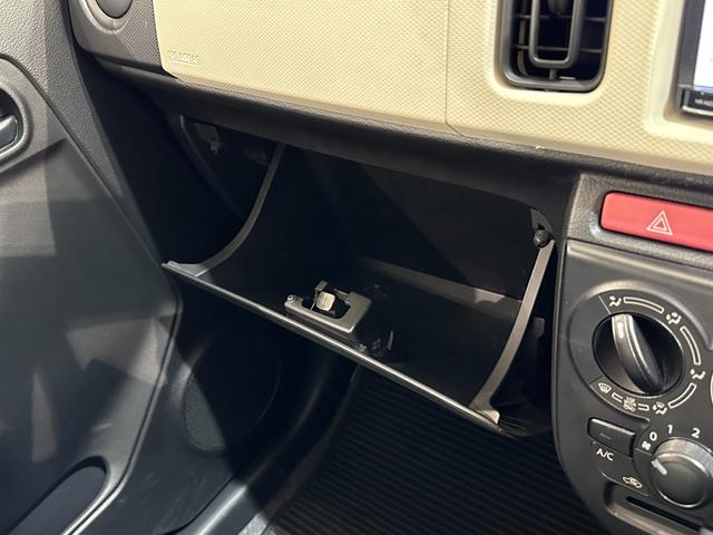 アルト F ETC ナビ キーレスエントリー AT ABS ESC 衝突安全ボディ エアコン パワーステアリング パワーウィンドウ エアバッグ(10枚目)