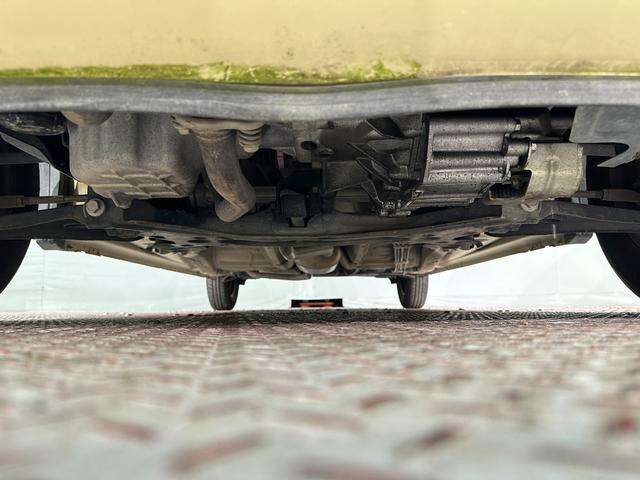 アルト F ETC ナビ キーレスエントリー AT ABS ESC 衝突安全ボディ エアコン パワーステアリング パワーウィンドウ エアバッグ(23枚目)