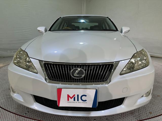 ＩＳ ＩＳ２５０　バージョンＬ　ＥＴＣ　オートクルーズコントロール　バックカメラ　ナビ　アルミホイール　オートライト　ＨＩＤ　ＡＴ　シートエアコン　スマートキー　電動格納ミラー　パワーシート　ＡＢＳ　パワーウインドウ　革シート（20枚目）