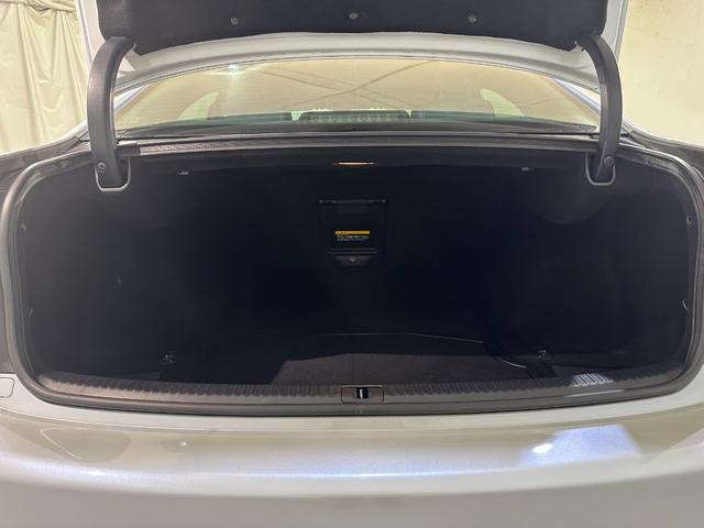 ＩＳ ＩＳ２５０　バージョンＬ　ＥＴＣ　オートクルーズコントロール　バックカメラ　ナビ　アルミホイール　オートライト　ＨＩＤ　ＡＴ　シートエアコン　スマートキー　電動格納ミラー　パワーシート　ＡＢＳ　パワーウインドウ　革シート（25枚目）