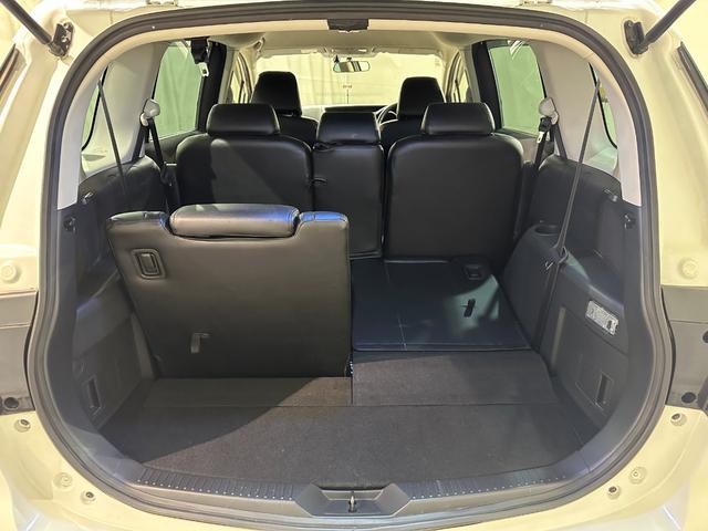 プレマシー ２０Ｅ　ＥＴＣ　バックカメラ　ナビ　ＴＶ　両側電動スライドドア　オートライト　スマートキー　アイドリングストップ　電動格納ミラー　ＡＴ　アルミホイール　ＣＤ　ＤＶＤ再生　ＵＳＢ　ＡＢＳ　エアバック（29枚目）