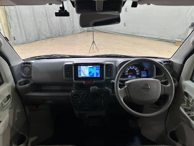 NV100クリッパーバン DX GLセーフティパッケージ AT 衝突被害軽減システム クリアランスソナー ETC ナビ TV バックカメラ 両側スライドドア 電動格納ミラー オートライト ESC エアコン Bluetooth パワーウインドウ(2枚目)