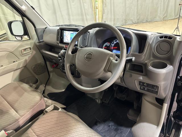 NV100クリッパーバン DX GLセーフティパッケージ AT 衝突被害軽減システム クリアランスソナー ETC ナビ TV バックカメラ 両側スライドドア 電動格納ミラー オートライト ESC エアコン Bluetooth パワーウインドウ(29枚目)