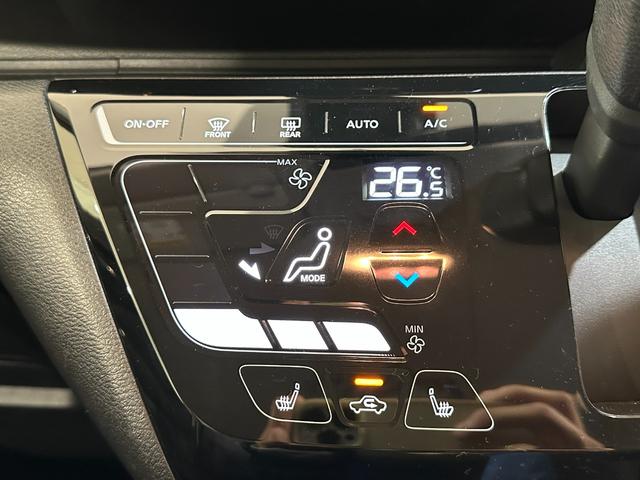 デイズ ハイウェイスター　Ｘ　４ＷＤ　ＥＴＣ　バックカメラ　ナビ　クリアランスソナー　衝突被害軽減システム　オートライト　ＬＥＤヘッドランプ　スマートキー　アイドリングストップ　電動格納ミラー　シートヒーター　ベンチシート　ＣＶＴ（6枚目）