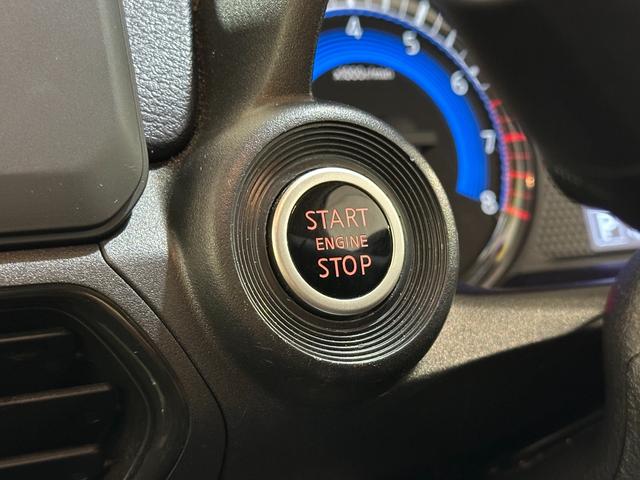 デイズ ハイウェイスター　Ｘ　４ＷＤ　ＥＴＣ　バックカメラ　ナビ　クリアランスソナー　衝突被害軽減システム　オートライト　ＬＥＤヘッドランプ　スマートキー　アイドリングストップ　電動格納ミラー　シートヒーター　ベンチシート　ＣＶＴ（8枚目）