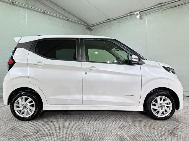 デイズ ハイウェイスター　Ｘ　４ＷＤ　ＥＴＣ　バックカメラ　ナビ　クリアランスソナー　衝突被害軽減システム　オートライト　ＬＥＤヘッドランプ　スマートキー　アイドリングストップ　電動格納ミラー　シートヒーター　ベンチシート　ＣＶＴ（14枚目）