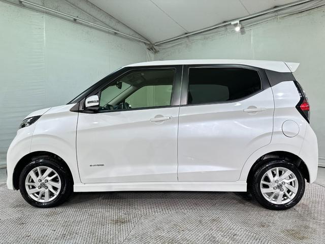 デイズ ハイウェイスター　Ｘ　４ＷＤ　ＥＴＣ　バックカメラ　ナビ　クリアランスソナー　衝突被害軽減システム　オートライト　ＬＥＤヘッドランプ　スマートキー　アイドリングストップ　電動格納ミラー　シートヒーター　ベンチシート　ＣＶＴ（18枚目）