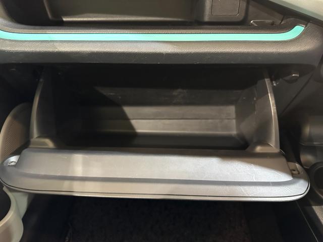 アクア S ETC ナビ TV キーレスエントリー 電動格納ミラー シートヒーター CVT 衝突安全ボディ ABS ESC CD DVD再生 エアコン ABS エアバッグ パワーウインドウ Bluetooth(28枚目)