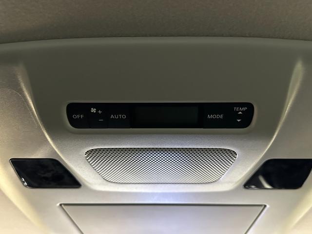 エルグランド 350ハイウェイスター ハーフレザー ドライブレコーダー ETC 全周囲カメラ ナビ TV クリアランスソナー 両側電動スライドドア オートライト HID 電動リアゲート スマートキー 後席モニター 3列シート オットマン(23枚目)