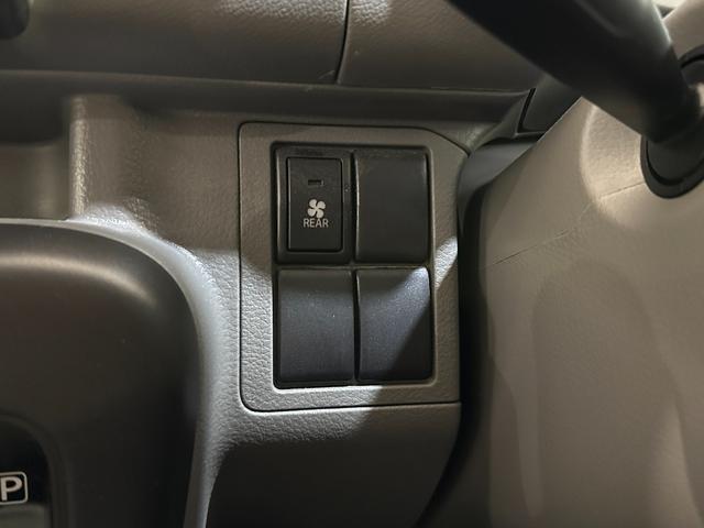 エブリイ ジョイン 4WD ハイルーフ AT ETC 両側スライドドア キーレスエントリー 電動格納ミラー 盗難防止システム ABS エアコン パワーステアリング パワーウィンドウ 運転席エアバッグ(6枚目)