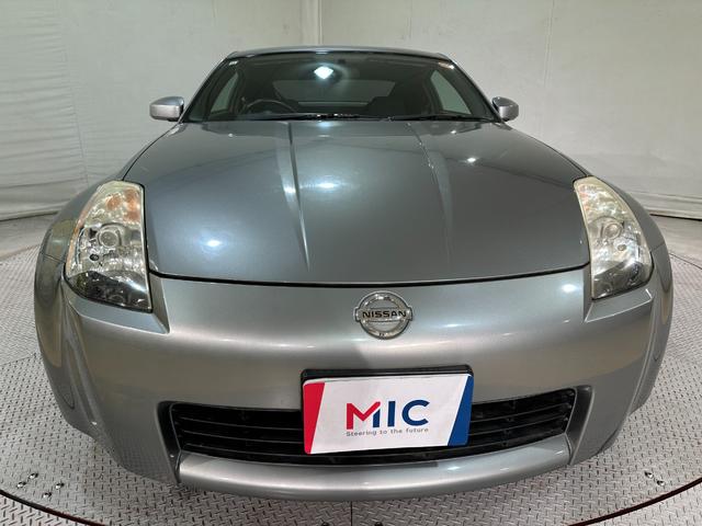 フェアレディＺ ベースグレード　ＭＴ　ＨＩＤ　キーレスエントリー　電動格納ミラー　アルミホイール　盗難防止システム　衝突安全ボディ　ＡＢＳ　ＣＤ　エアコン　パワーステアリング　記録簿　ＡＢＳ　パワーウインドウ　エアバッグ（27枚目）