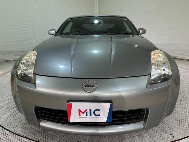 フェアレディＺ ベースグレード　ＭＴ　ＨＩＤ　キーレスエントリー　電動格納ミラー　アルミホイール　盗難防止システム　衝突安全ボディ　ＡＢＳ　ＣＤ　エアコン　パワーステアリング　記録簿　ＡＢＳ　パワーウインドウ　エアバッグ（28枚目）