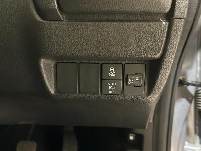 フィット 13G・F ETC スマートキー 電動格納ミラー MT 盗難防止システム 衝突安全ボディ ABS ESC CD エアコン パワーウインドウ パワーステアリング エアバッグ USB ミュージックプレイヤー接続可(9枚目)