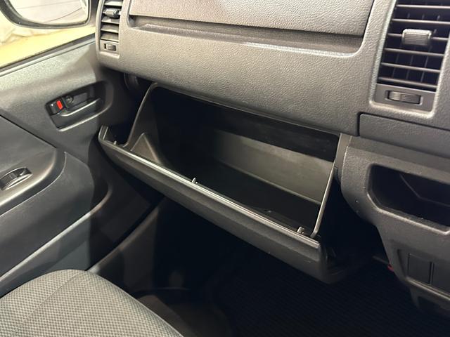 ハイエースバン DX DX ドライブレコーダー ETC バックカメラ ナビ TV 衝突被害軽減システム 両側スライドドア オートマチックハイビーム キーレスエントリー 電動格納ミラー AT CD パワーステアリング(20枚目)