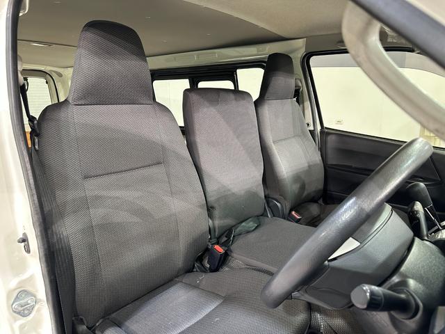 ハイエースバン DX DX ドライブレコーダー ETC バックカメラ ナビ TV 衝突被害軽減システム 両側スライドドア オートマチックハイビーム キーレスエントリー 電動格納ミラー AT CD パワーステアリング(35枚目)