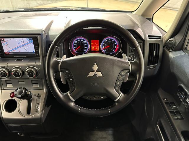 デリカD:5 C2G-NAVIPKG ドライブレコーダー ETC ナビ オートクルーズコントロール 両側スライド・片側電動 オートライト HID スマートキー 電動格納ミラー 3列シート Wエアコン アルミホイール CD DVD再生(3枚目)