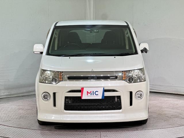 デリカD:5 C2G-NAVIPKG ドライブレコーダー ETC ナビ オートクルーズコントロール 両側スライド・片側電動 オートライト HID スマートキー 電動格納ミラー 3列シート Wエアコン アルミホイール CD DVD再生(14枚目)